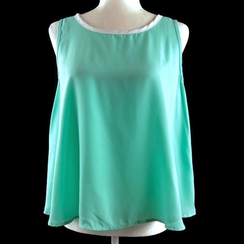 Color Me Red Mint Button Back Swing Tank